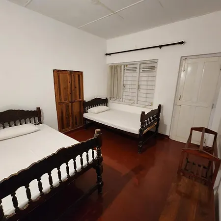 Ruwanwali Villa Anuradhapura Exterior photo